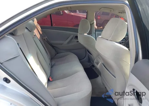 2010 Toyota Camry Le z USA, uszkodzony, nr VIN 4T1BF3EKXAU057881